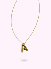 COLLIER HAILEY INITIAL DORÉ